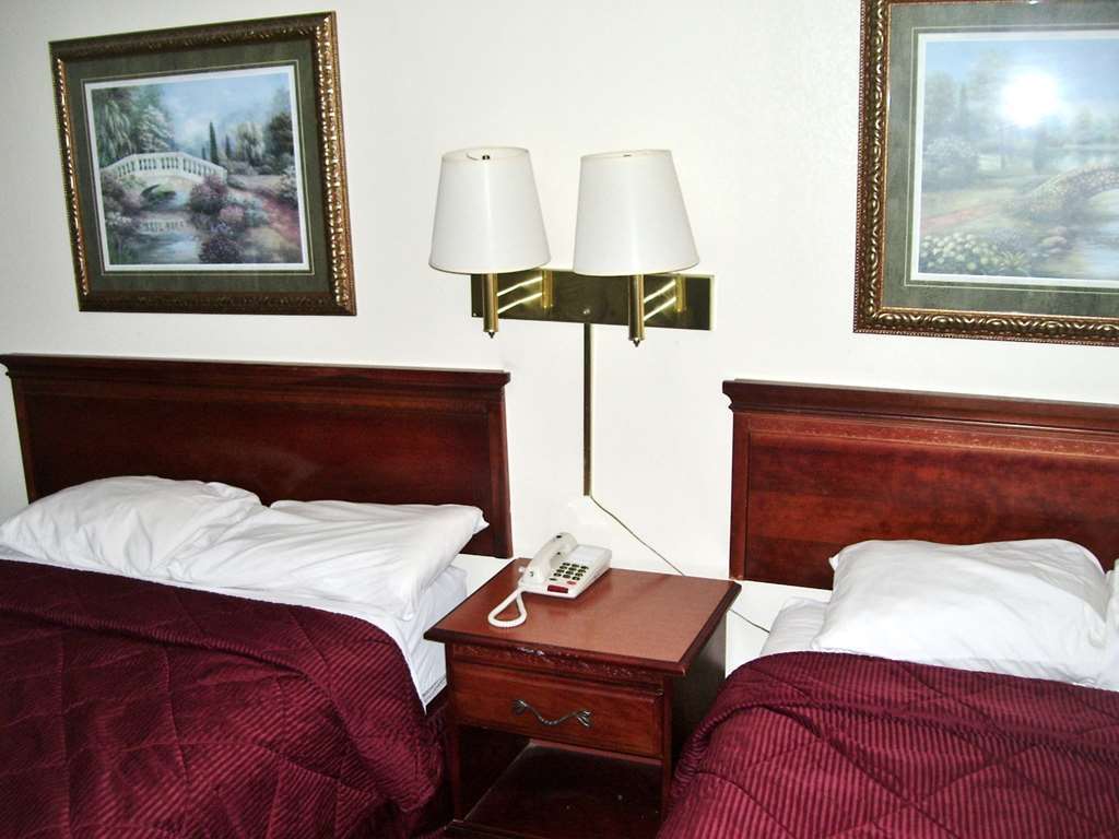 Lake View Inn & Suites Killen Номер фото